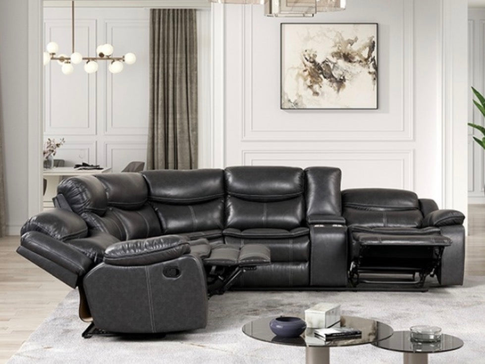 Manual Reclining Sectional ￼