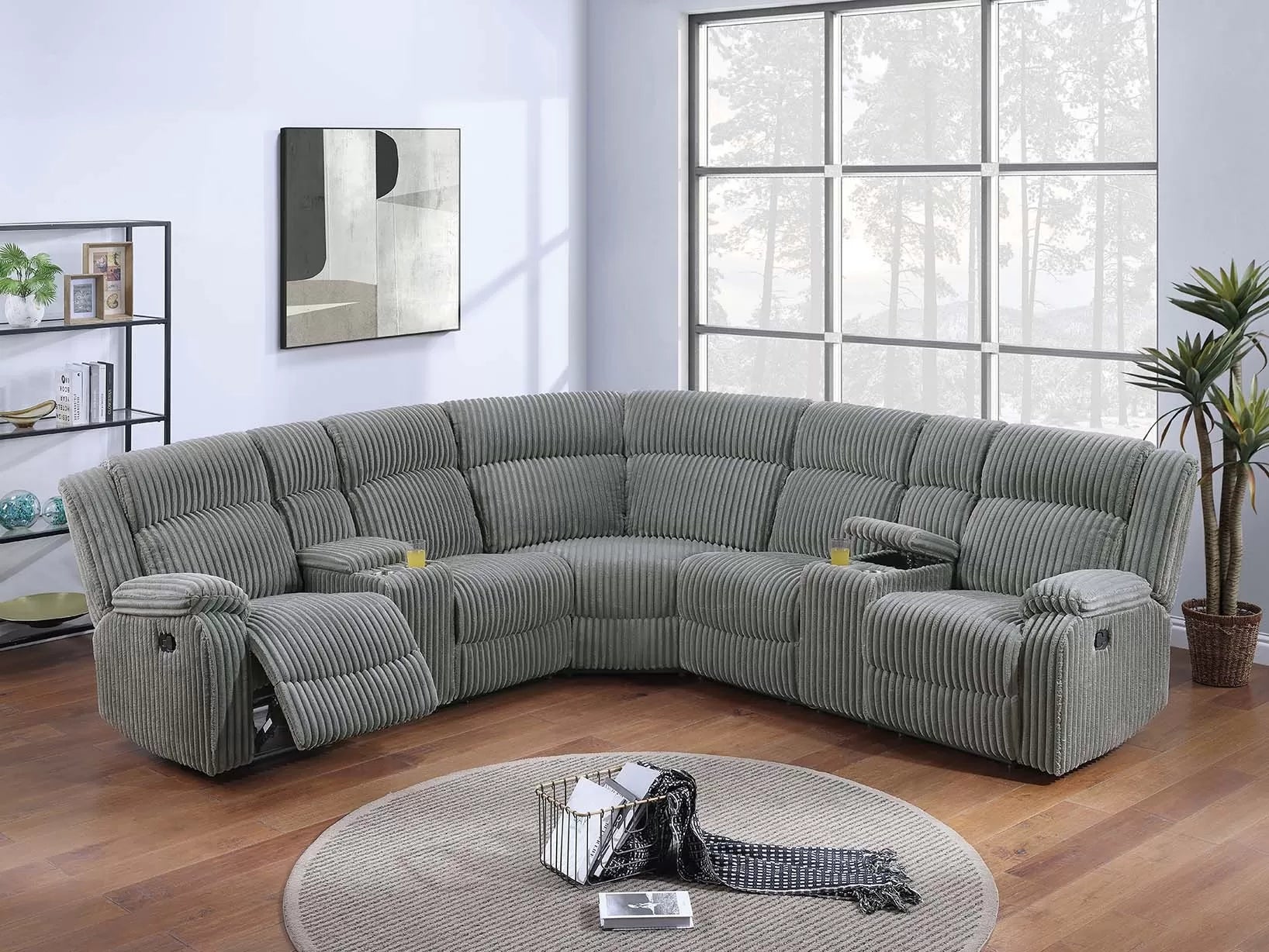 Motion Reclining Sectional ￼
