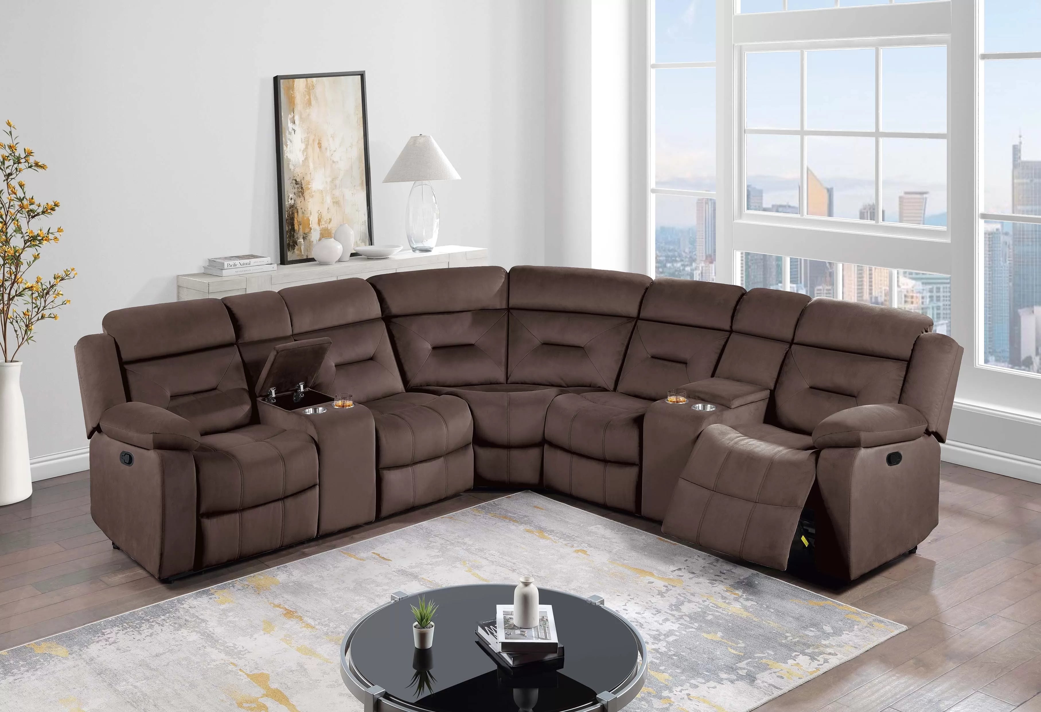 Manual Reclining Sectional ￼￼